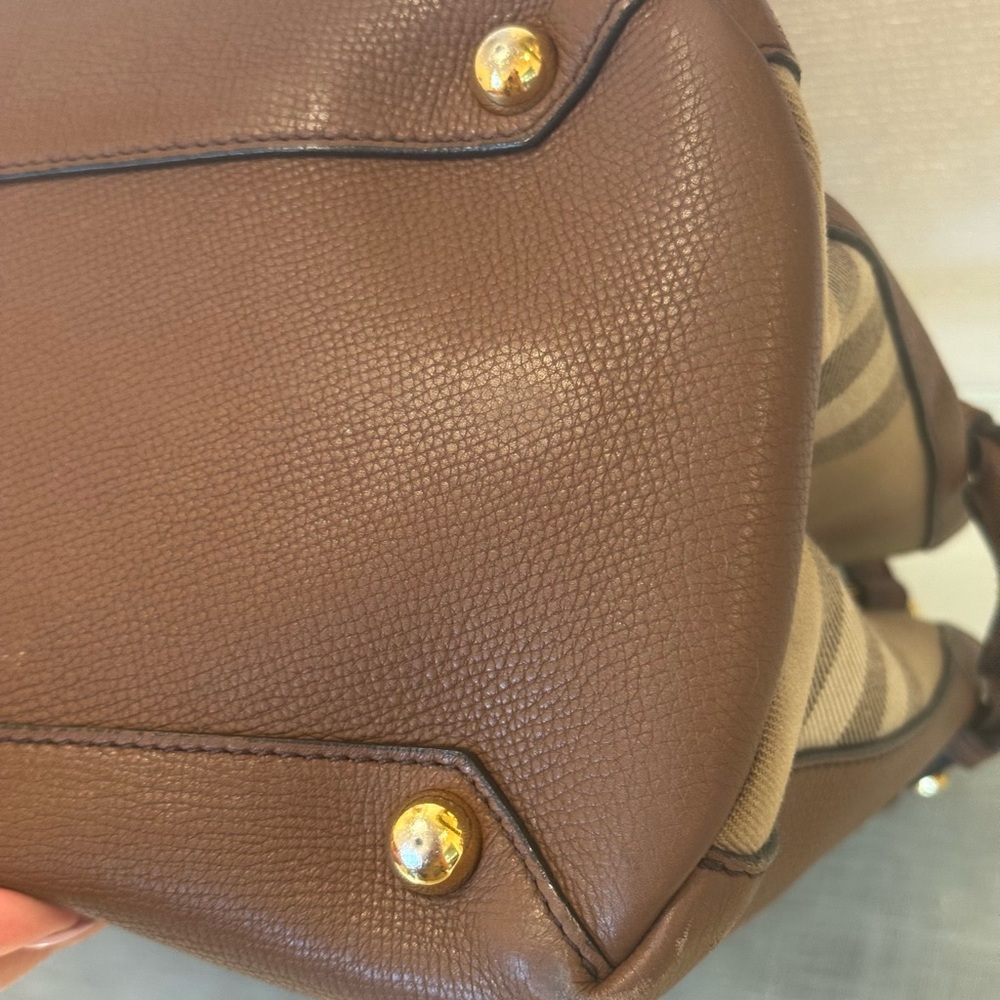 Burberry Large Chestnut Leather Tote - Picture 12 of 14